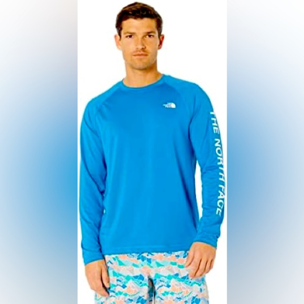 The North Face Water Top class V. Size - L. Neck style
Round neckline.